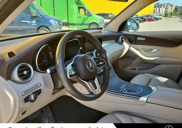 Mercedes-Benz GLC cena 153900 przebieg: 133297, rok produkcji 2019 z Bierutów małe 436